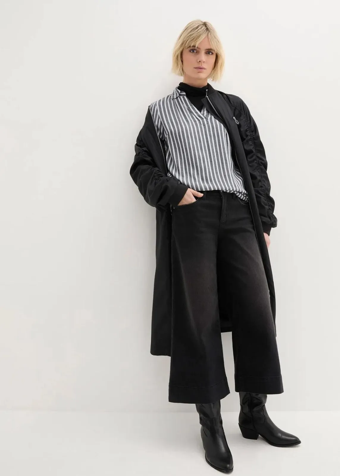 bonprix Jeans|Bekleidung·Shirts & Tops^7/8 Ultra-Soft-Jeans, Culotte schwarz denim used