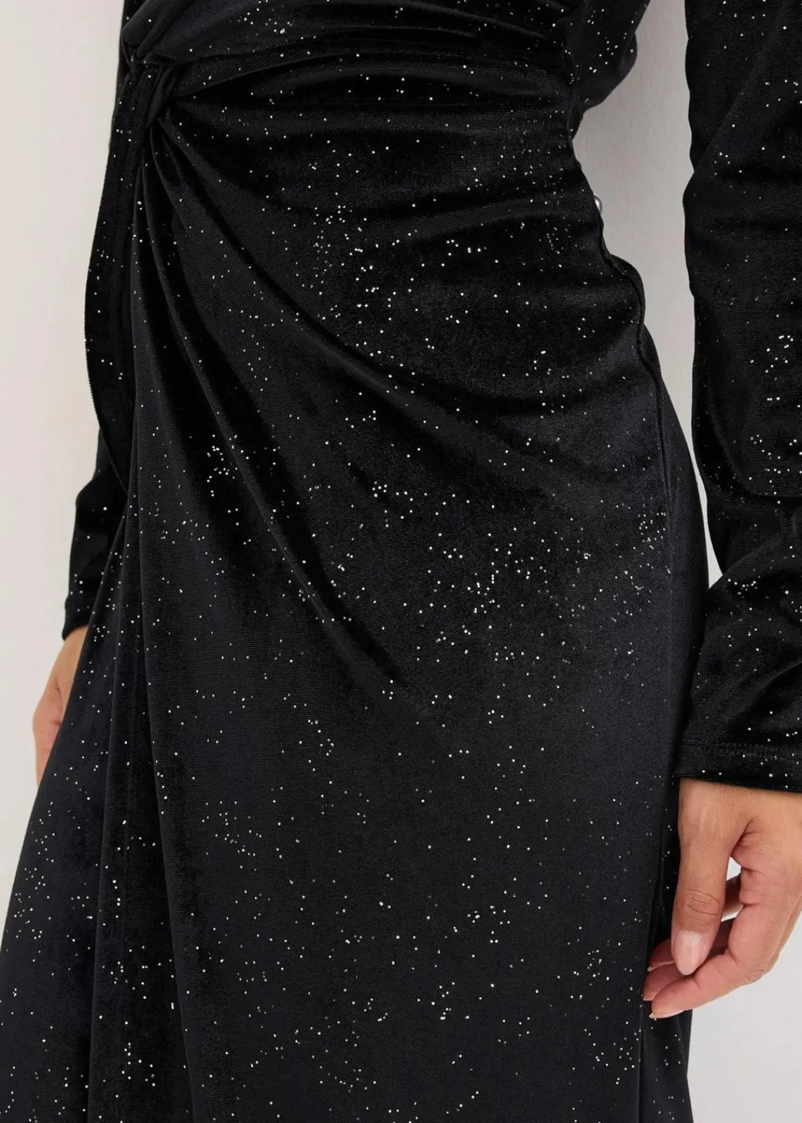 bonprix Bekleidung·Pullover & Strickjacken|Festliche Mode^Abendkleid mit Glitzer schwarz