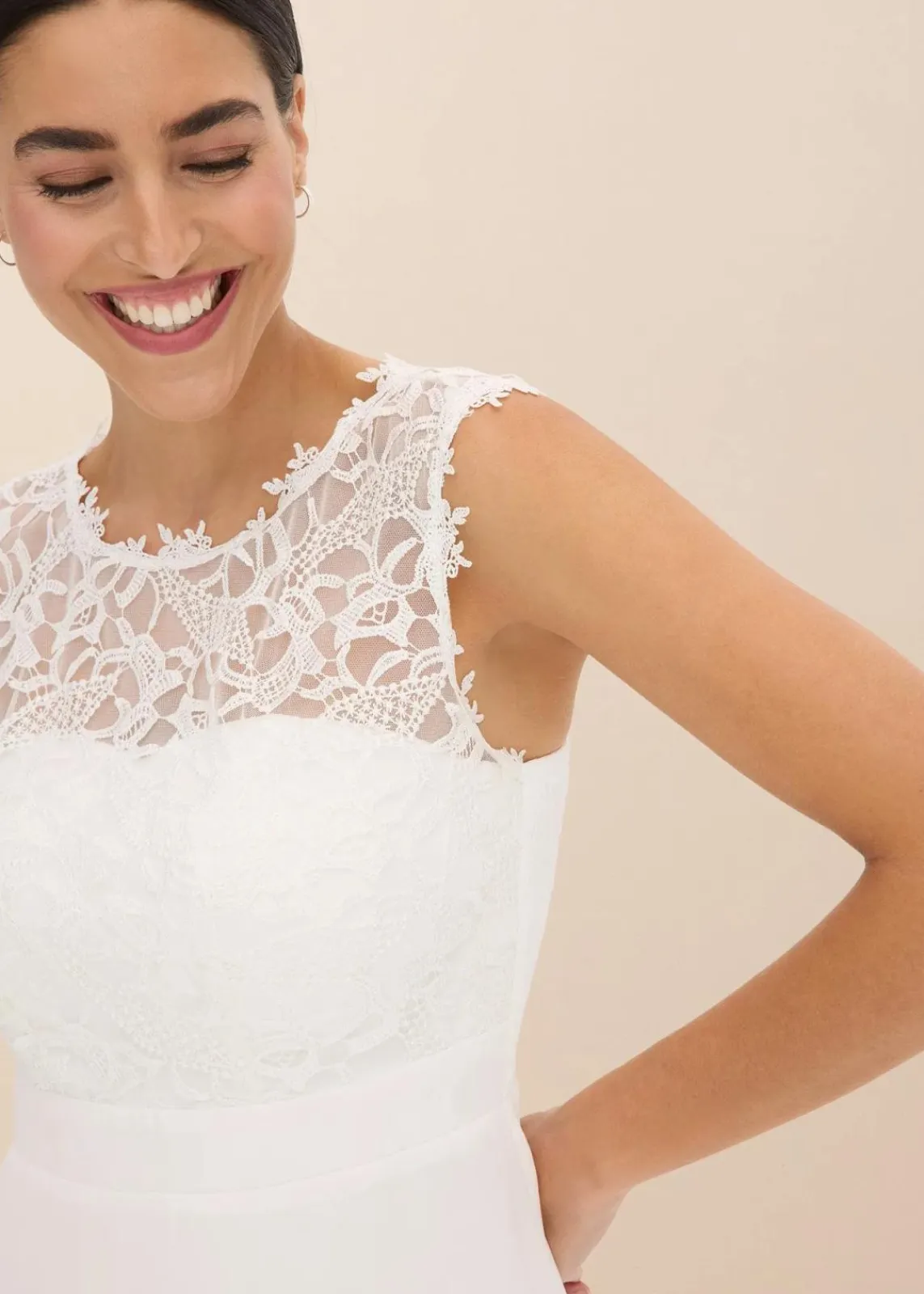 bonprix Nachhaltigere Materialien|Kleider^Abend-Maxikleid mit Spitze wollweiß