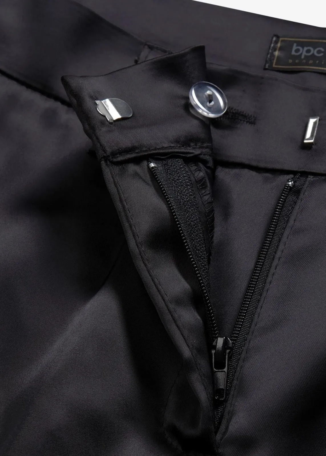 bonprix Kurzgrößen|Bekleidung·Kleider^Anzughose aus feinem Satin schwarz