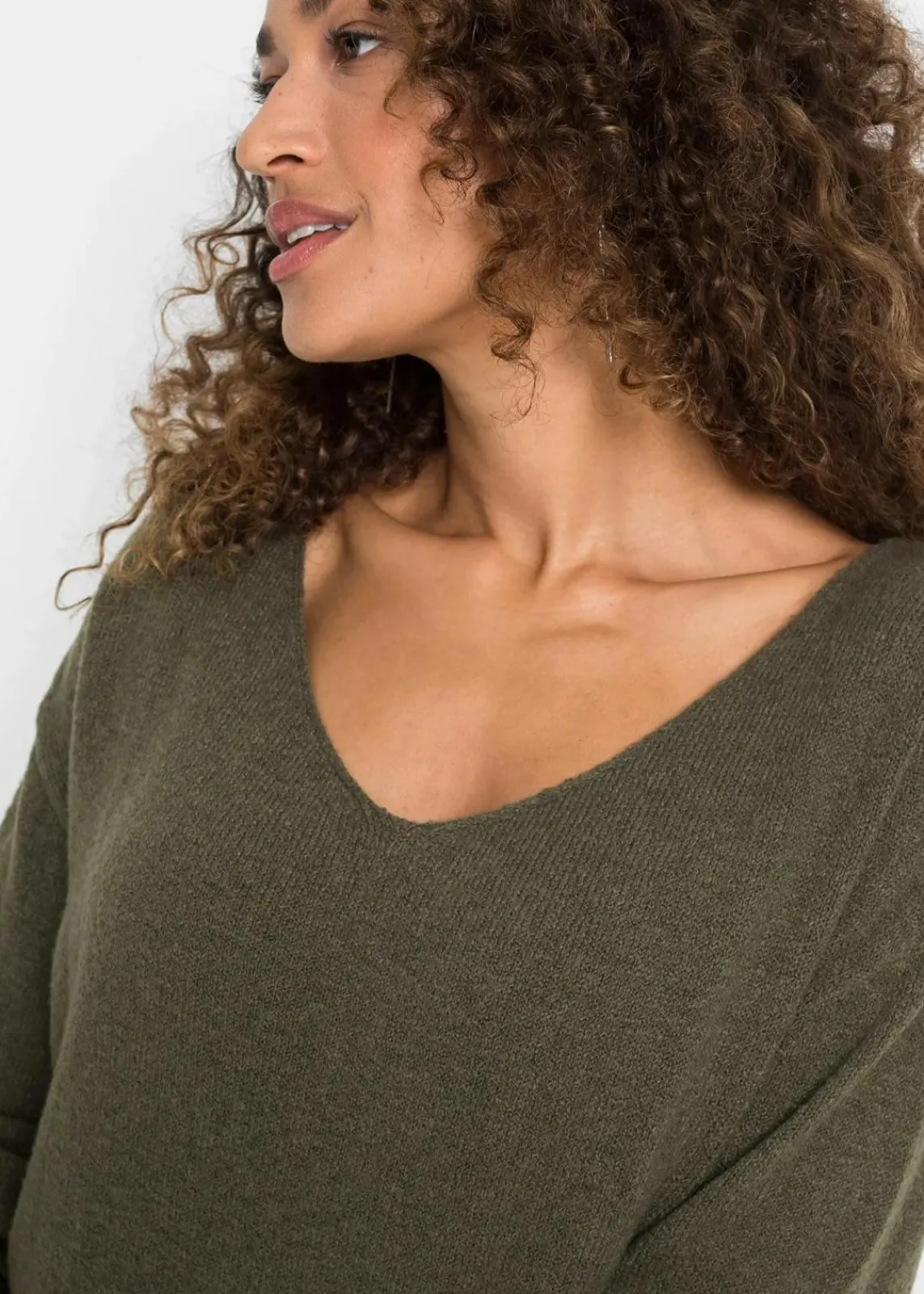 bonprix Bekleidung·Umstandsmode|Bekleidung·Jeans^Asymmetrischer Pullover dunkeloliv