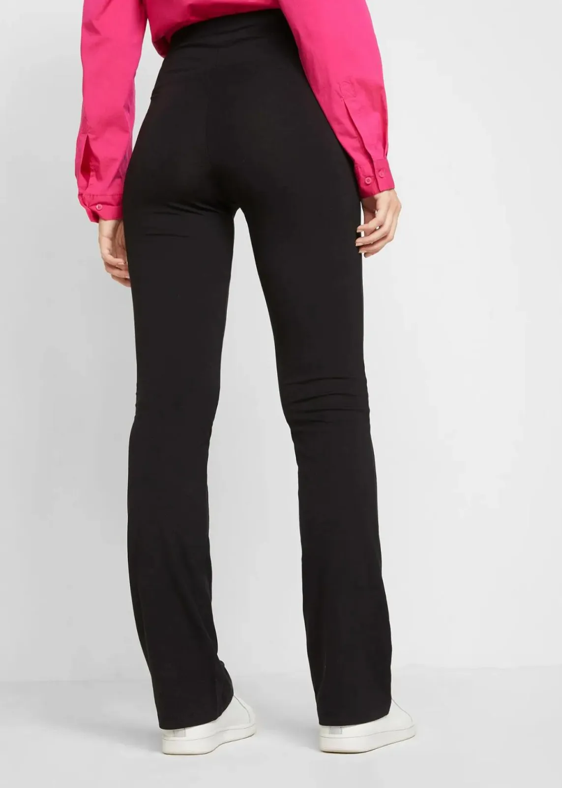 bonprix Bekleidung·Kleider|Nachhaltigere Materialien^ausgestellte Leggings schwarz