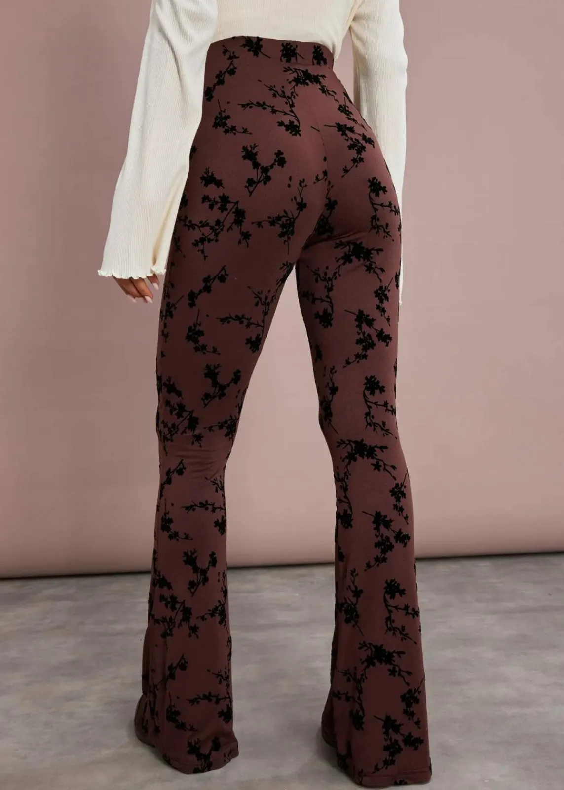 bonprix Bekleidung·Kleider|Hosen^Ausgestellte Leggings aus softer Viskose terrabraun/schwarz bedruckt