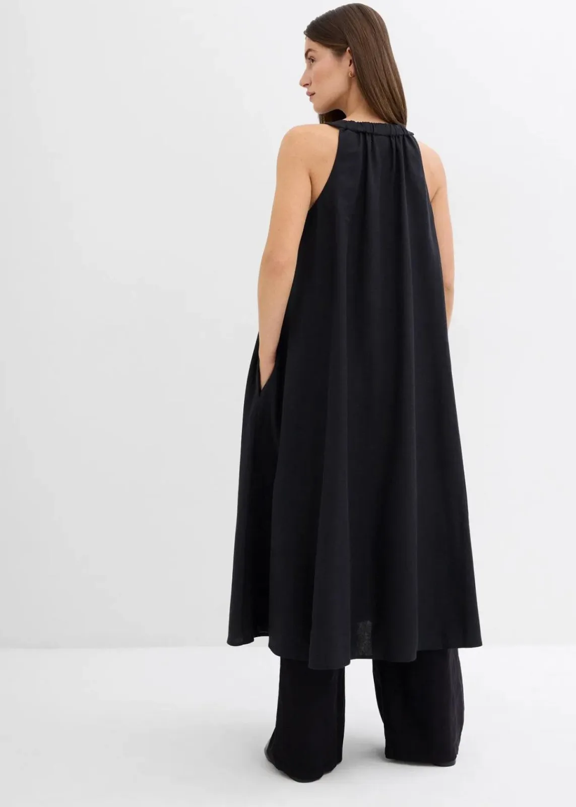 bonprix Kleider^Ausgestelltes Midikleid aus Viskose-Mix schwarz