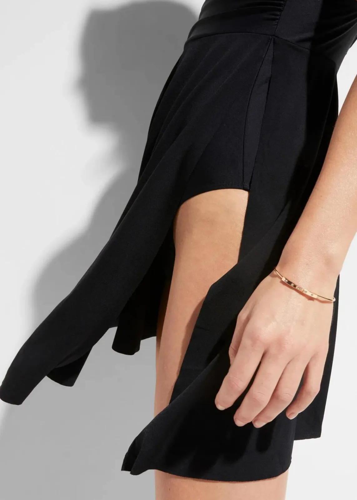 bonprix Bedeckende Bademode|Badekleider^Badekleid schwarz
