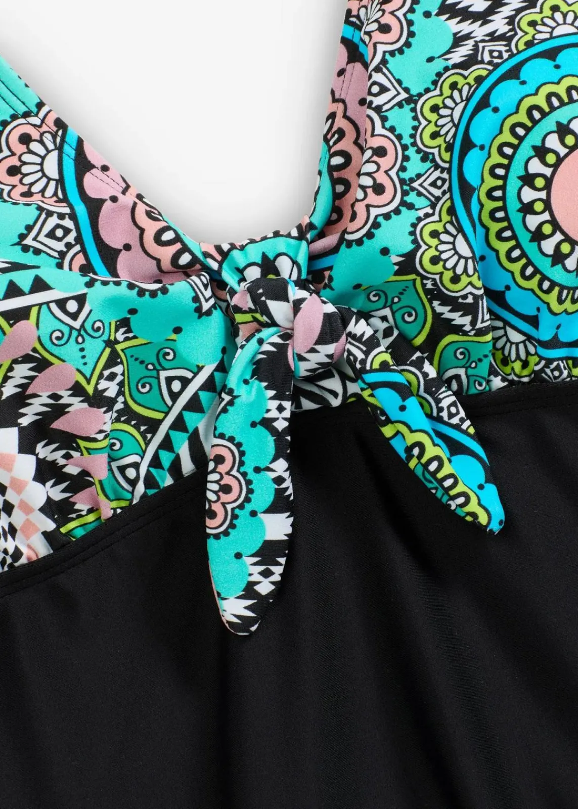 bonprix Nachhaltigere Materialien|Bedeckende Bademode^Badekleid mit Schleifendetail schwarz/weiß graphisch