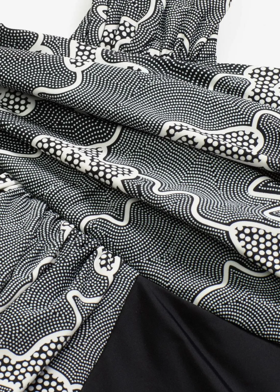 bonprix Nachhaltigere Materialien|Badekleider^Badekleid mit Wickel-Optik schwarz bedruckt