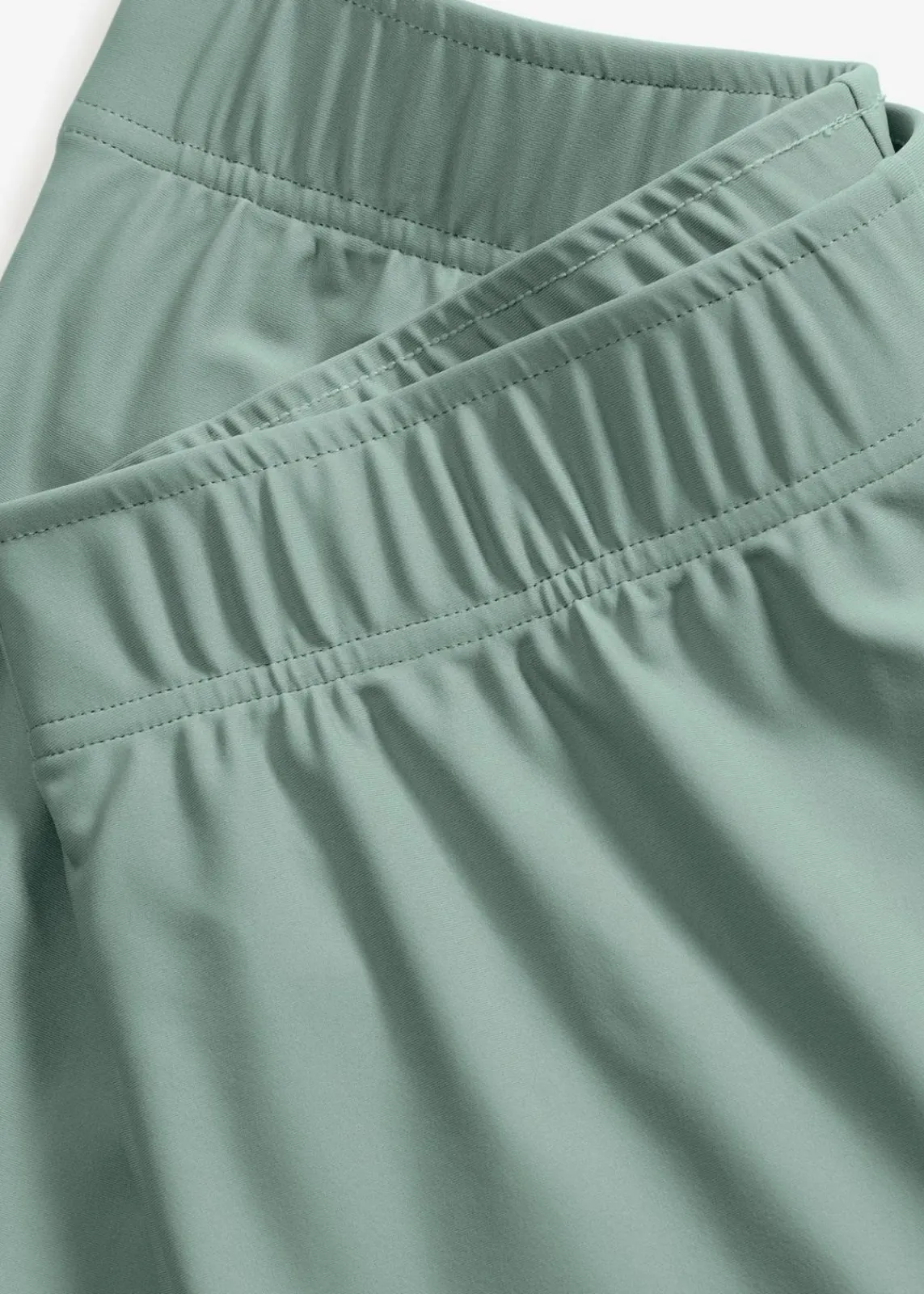 bonprix Nachhaltigere Materialien|Bademode·Tankinis^Badeshorts mit Innenslip schilf