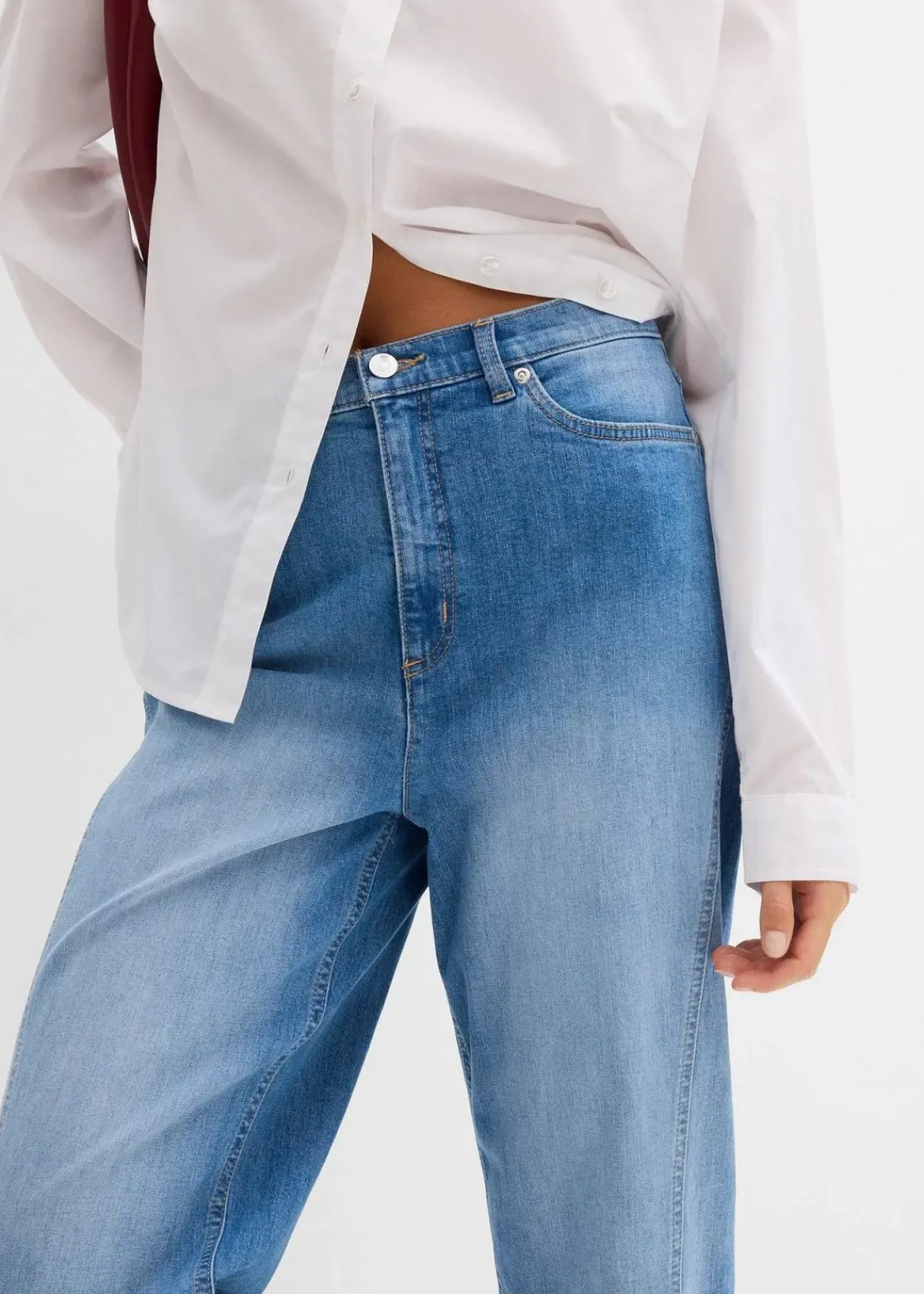 bonprix Jeans|Bekleidung·Shirts & Tops^Baggy-Jeans High Waist hellblau denim used