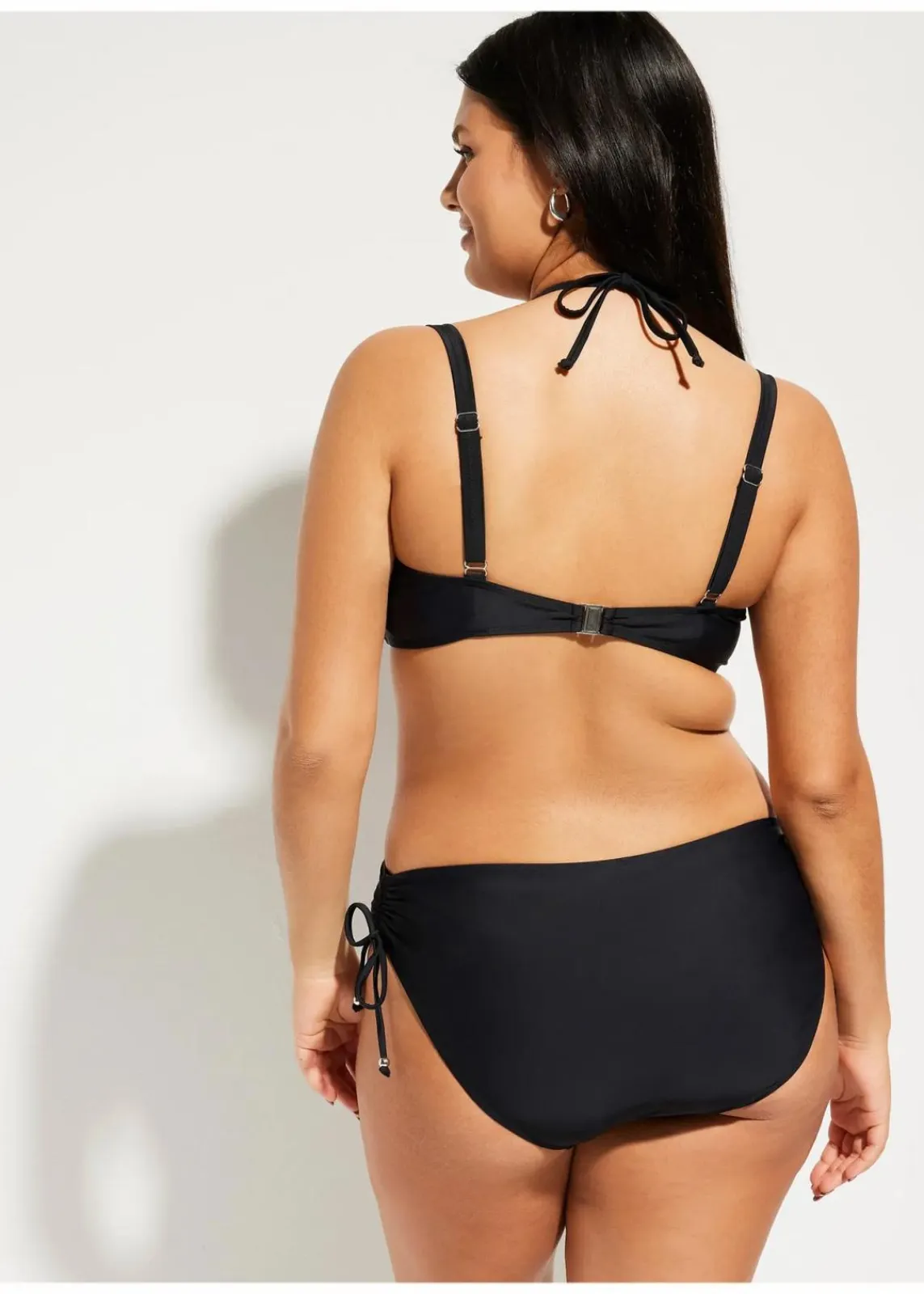 bonprix Große Cups D-F|Nachhaltigere Materialien^Balconette-Bikini (2-tlg. Set) mit extra Neckholder Träger schwarz