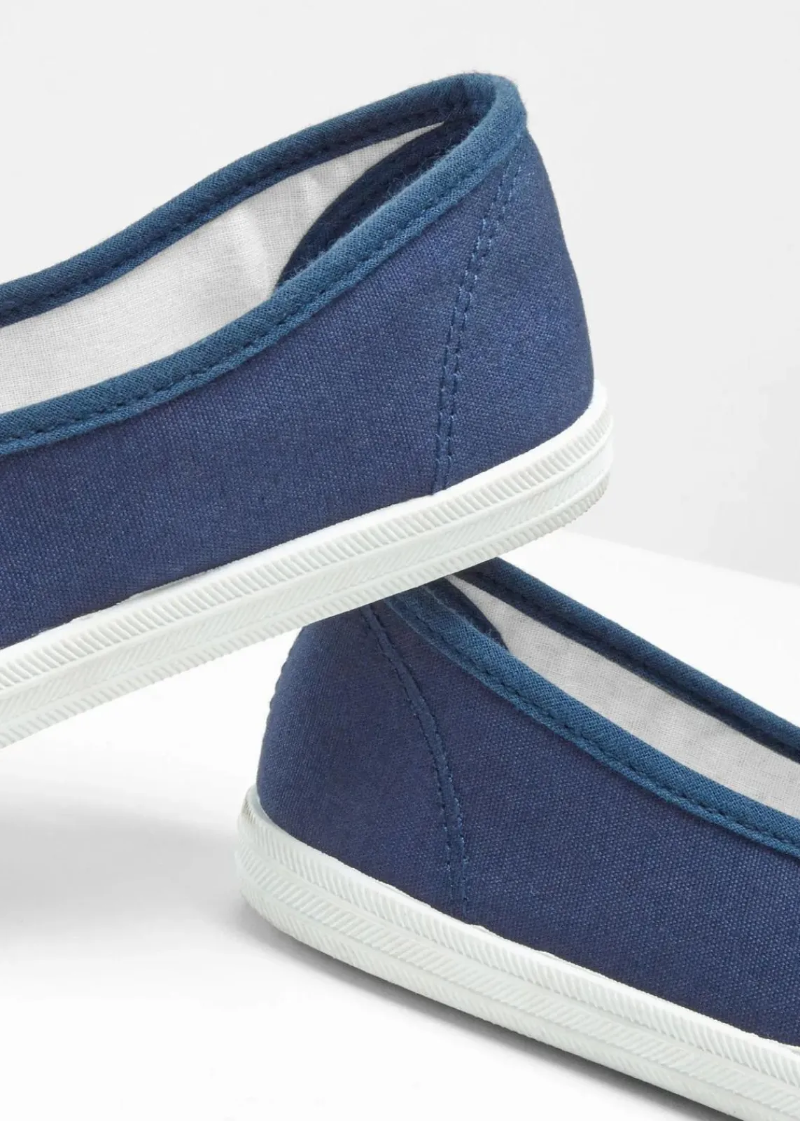 bonprix Sommerschuhe^Ballerinas mit dekorativer Schnürung dunkelblau