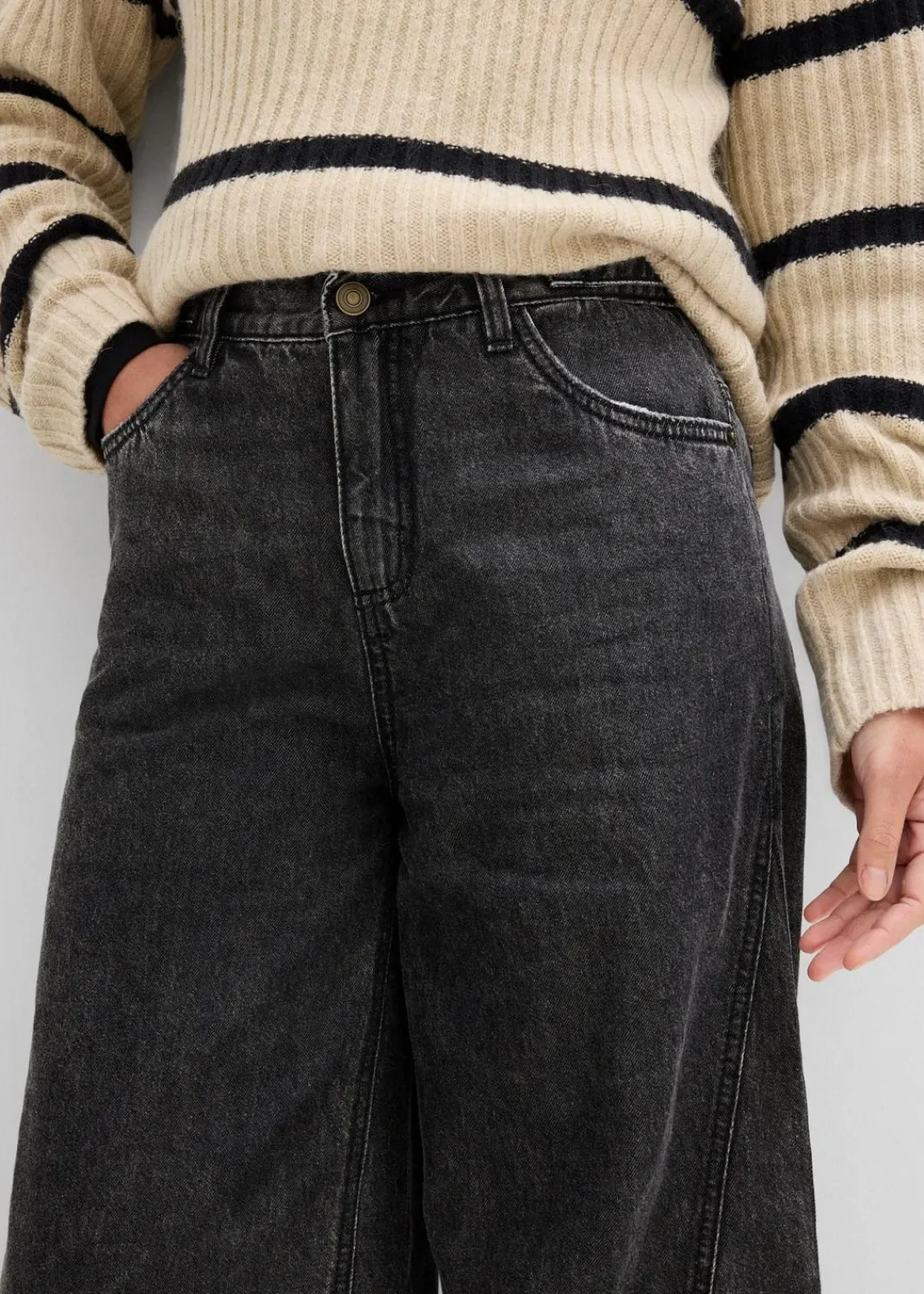 bonprix Jeans|Kurzgrößen^Balloon-Jeans, Mid Waist schwarz denim used