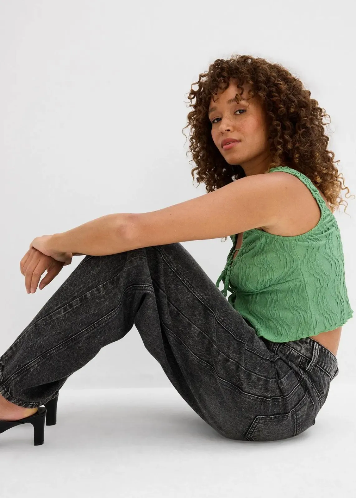 bonprix Bekleidung·Shirts & Tops|Jeans^Balloon-Jeans Mid Waist, Super Soft grau denim used