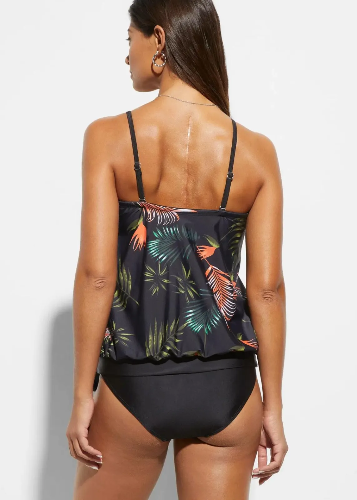 bonprix Nachhaltigere Materialien|Tankinis^Bandeau-Tankini (2-tlg.Set) mit Multiway-Träger schwarz/grün geblümt