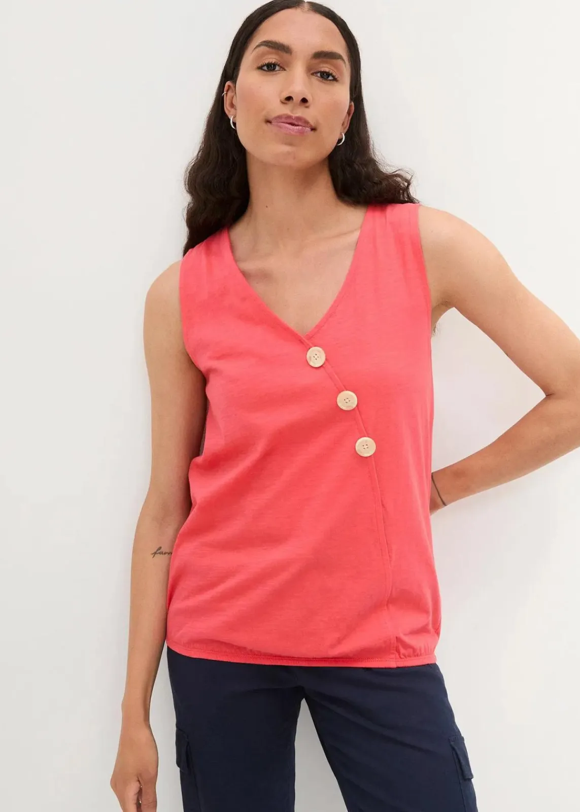 bonprix Bekleidung·Jacken & Mäntel|Blusen & Tuniken^Baumwoll Top in Wickeloptik mit Gummibund hummer