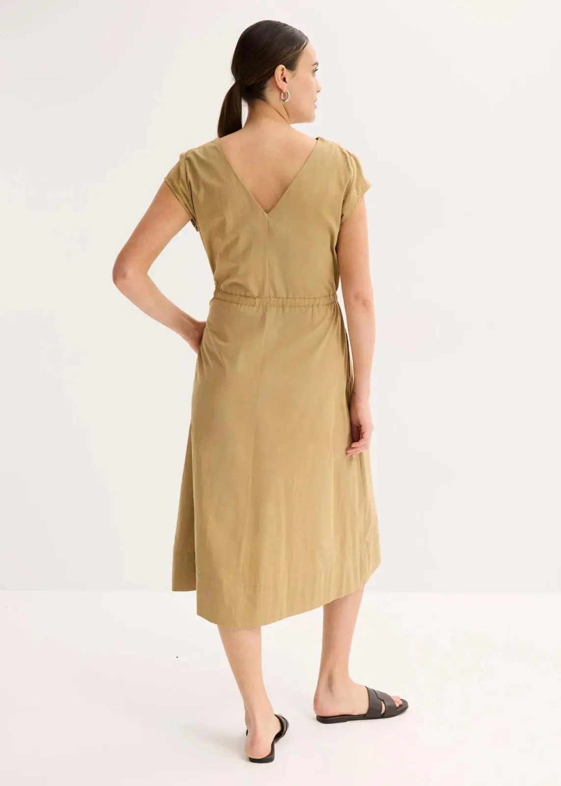 bonprix Bekleidung·Pullover & Strickjacken|Kleider^Baumwoll-Popeline Kleid mit variablem Zugband khakibraun