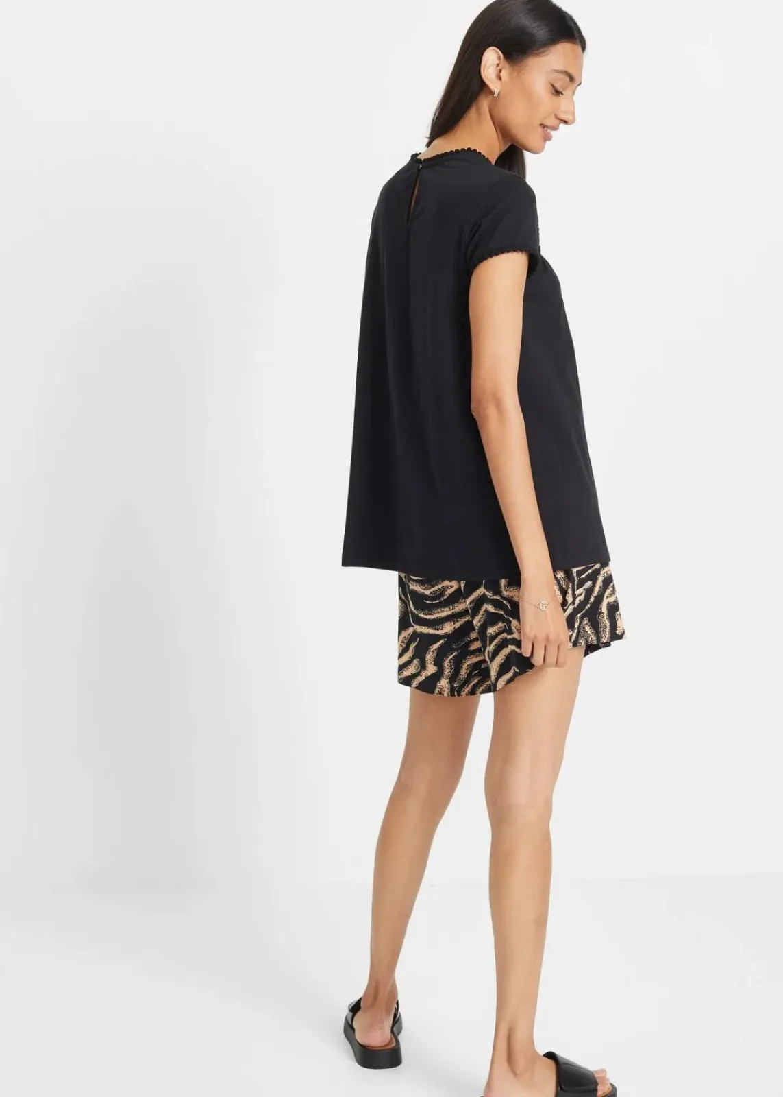 bonprix Shirts & Tops^Baumwoll-Shirt mit Spitze schwarz
