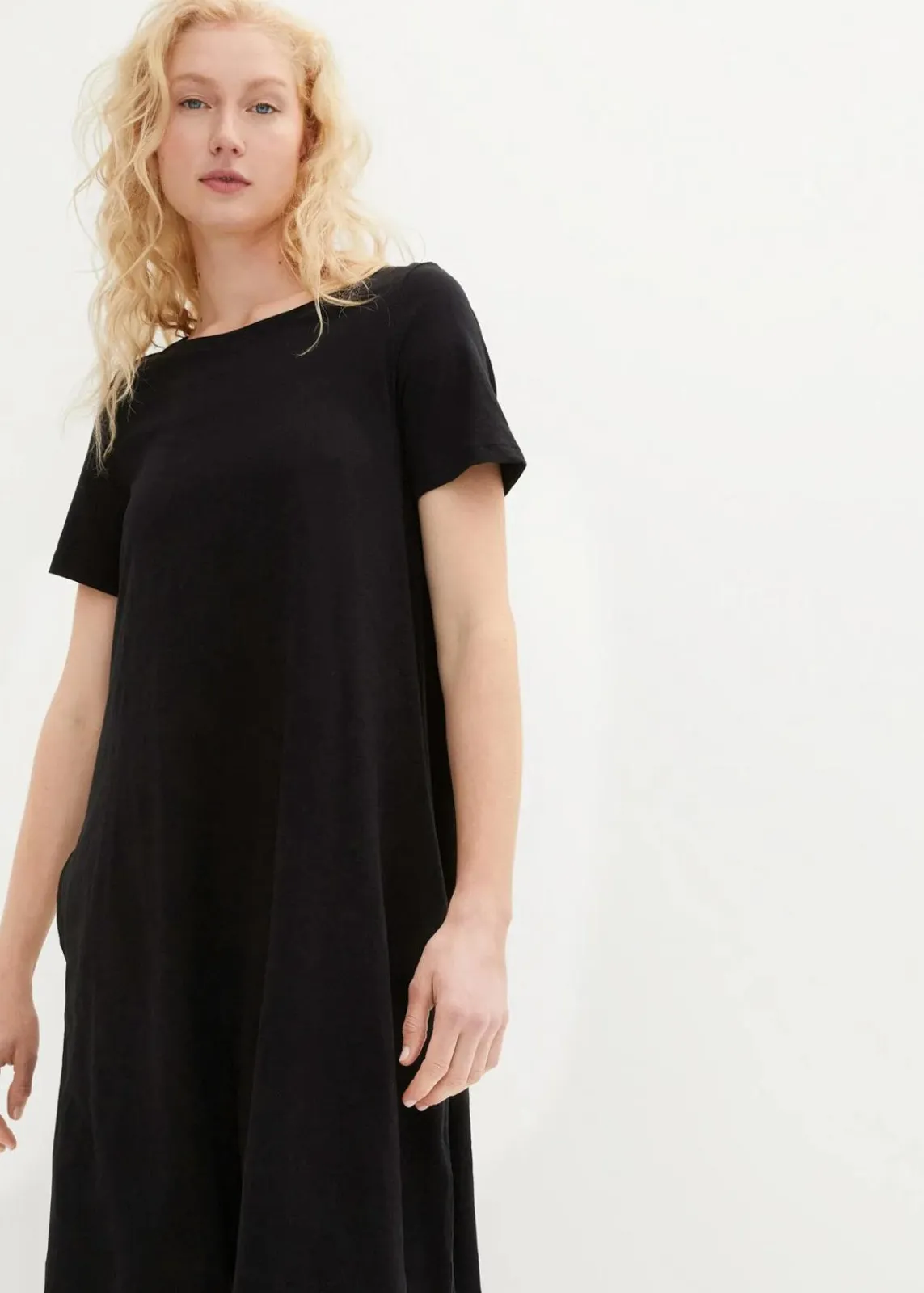 bonprix Kleider^Baumwoll-Shirtkleid aus Flammgarn schwarz