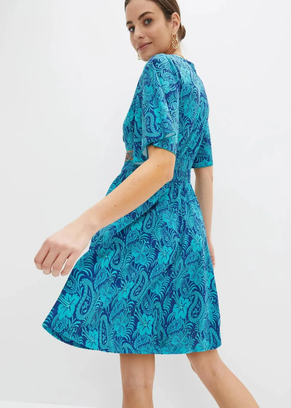 bonprix Kleider|Bekleidung·Pullover & Strickjacken^bedrucktes Minikleid türkis paisley