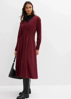 bonprix Bekleidung·Pullover & Strickjacken|Kleider^Bequemes Kleid mit Zierfalten aus Viskose-Mix ahornrot