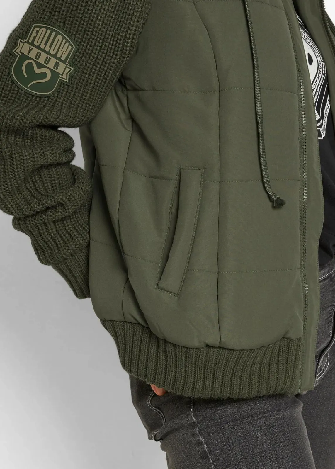 bonprix Jacken & Mäntel|Bekleidung·Hosen^Übergangsjacke oliv
