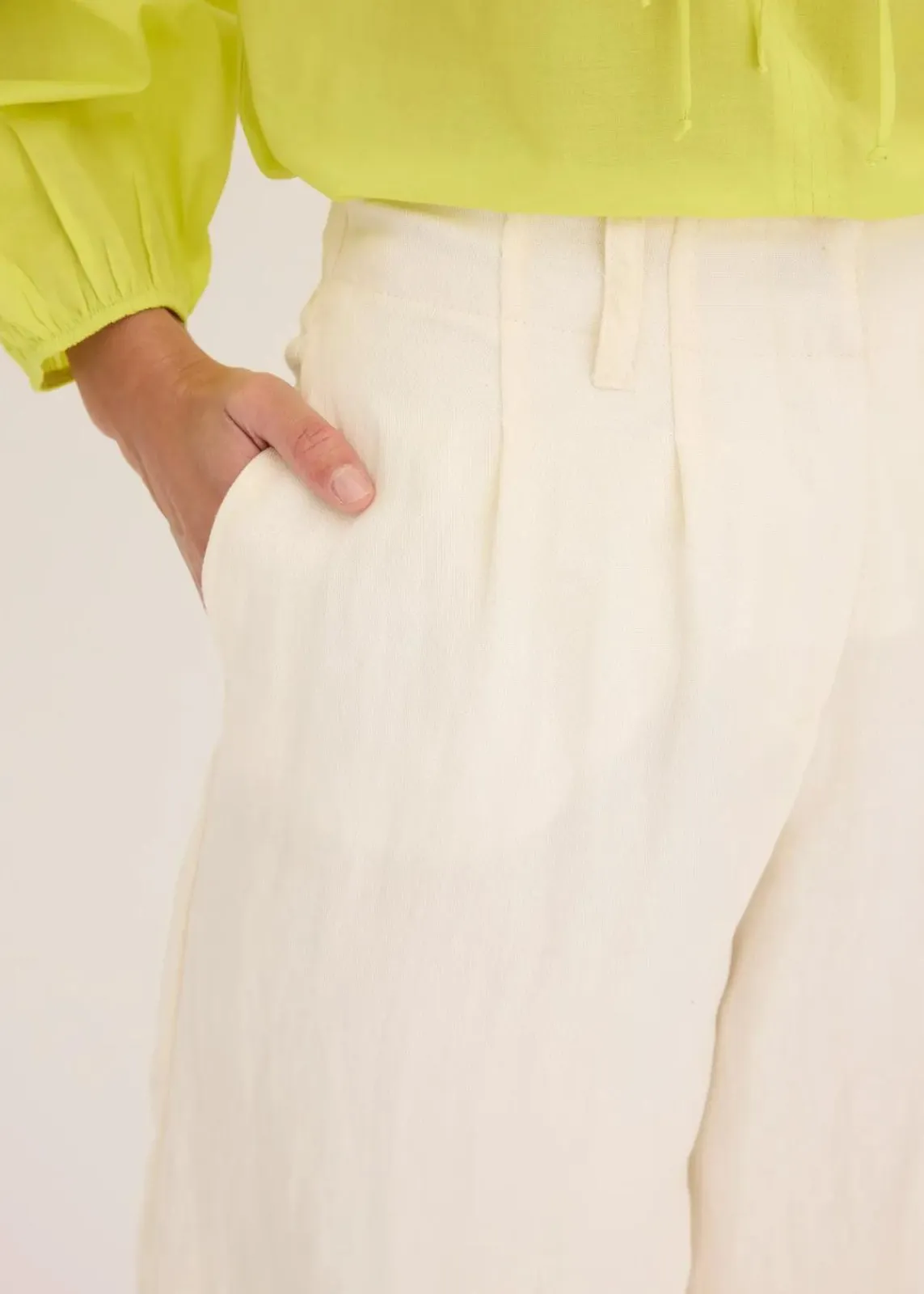 bonprix Bekleidung·Outdoorbekleidung|Bekleidung·Kleider^Bermuda aus softem Viskose-Mix cremeweiß