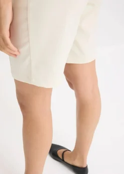 bonprix Bekleidung·Outdoorbekleidung|Bekleidung·Kleider^Bermuda mit dekorativen Knöpfen natur