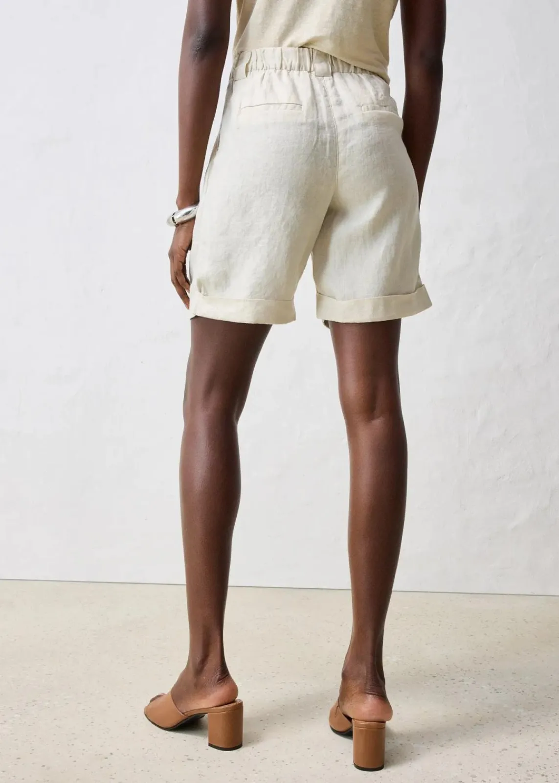bonprix Bekleidung·Outdoorbekleidung|Bekleidung·Kleider^Bermudashorts aus reinem Leinen hellsand