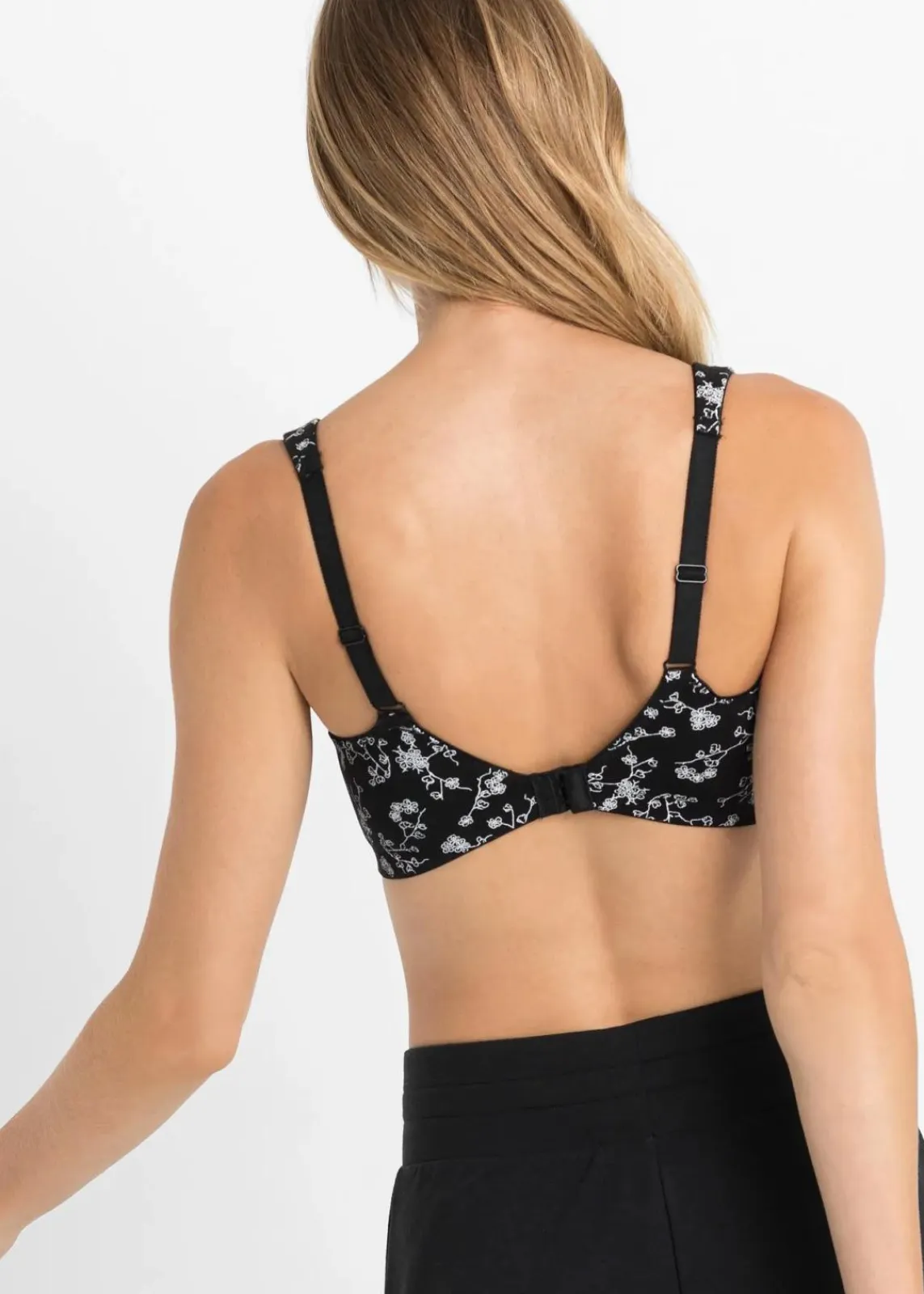 bonprix Große Cups D-H|Nachhaltigere Materialien^BH ohne Bügel mit weicher Bio-Baumwolle (2er Pack) schwarz + weiß geblümt