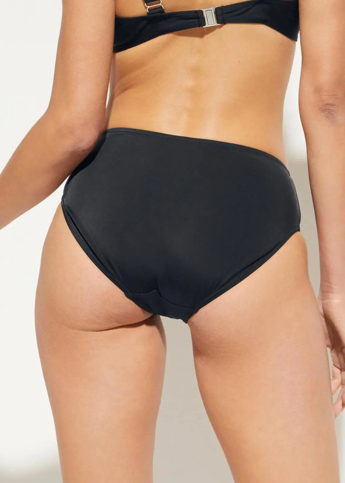 bonprix Nachhaltigere Materialien|Bademode·Tankinis^Bikinihose schwarz
