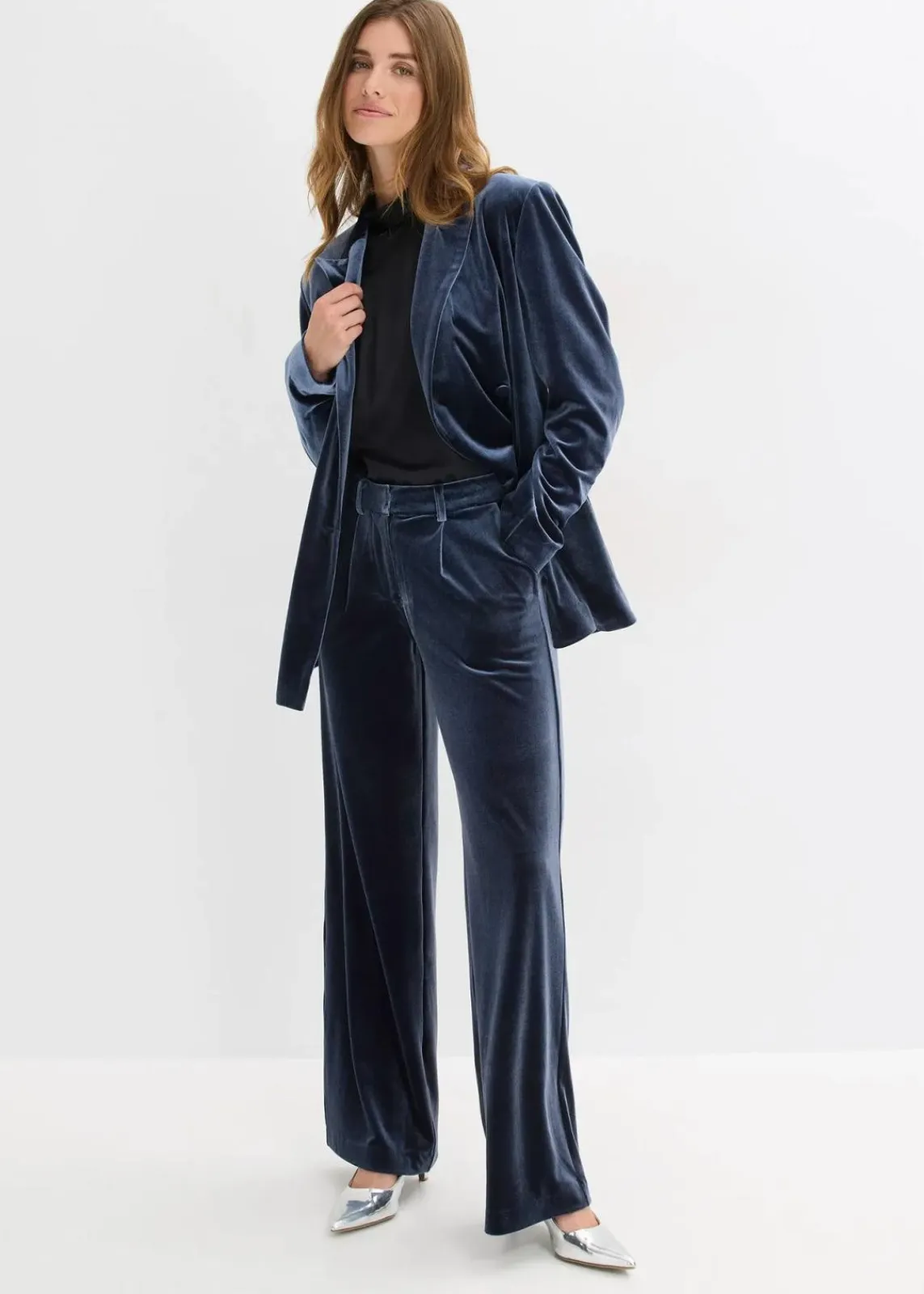 bonprix Blazer|Zweiteiler & Sets^Blazer aus softem Samt dunkelblau