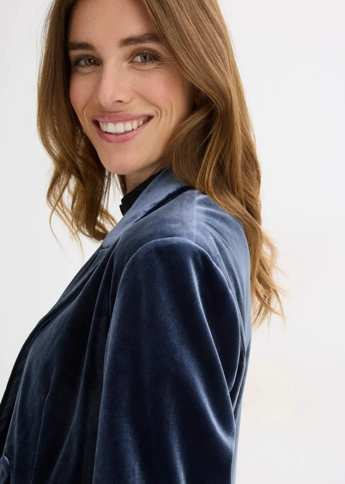 bonprix Blazer|Zweiteiler & Sets^Blazer aus softem Samt dunkelblau