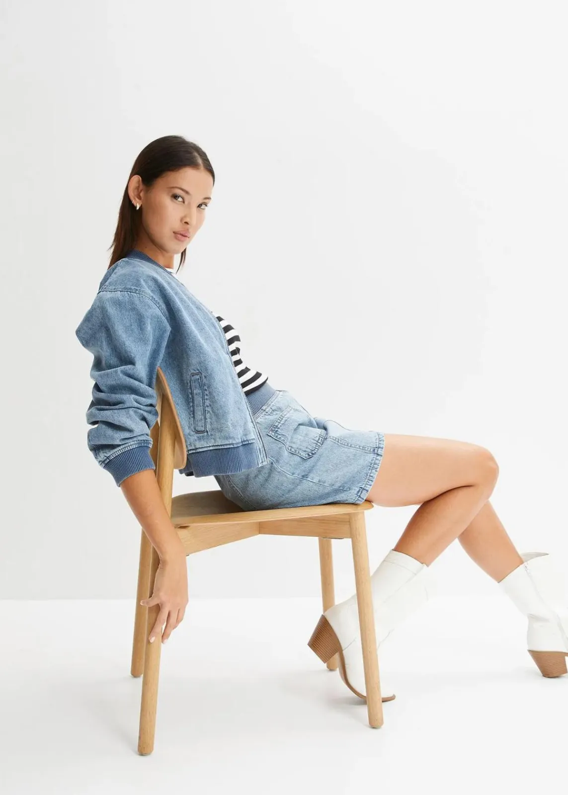 bonprix Jacken & Mäntel^Blouson aus Denim hellblau denim