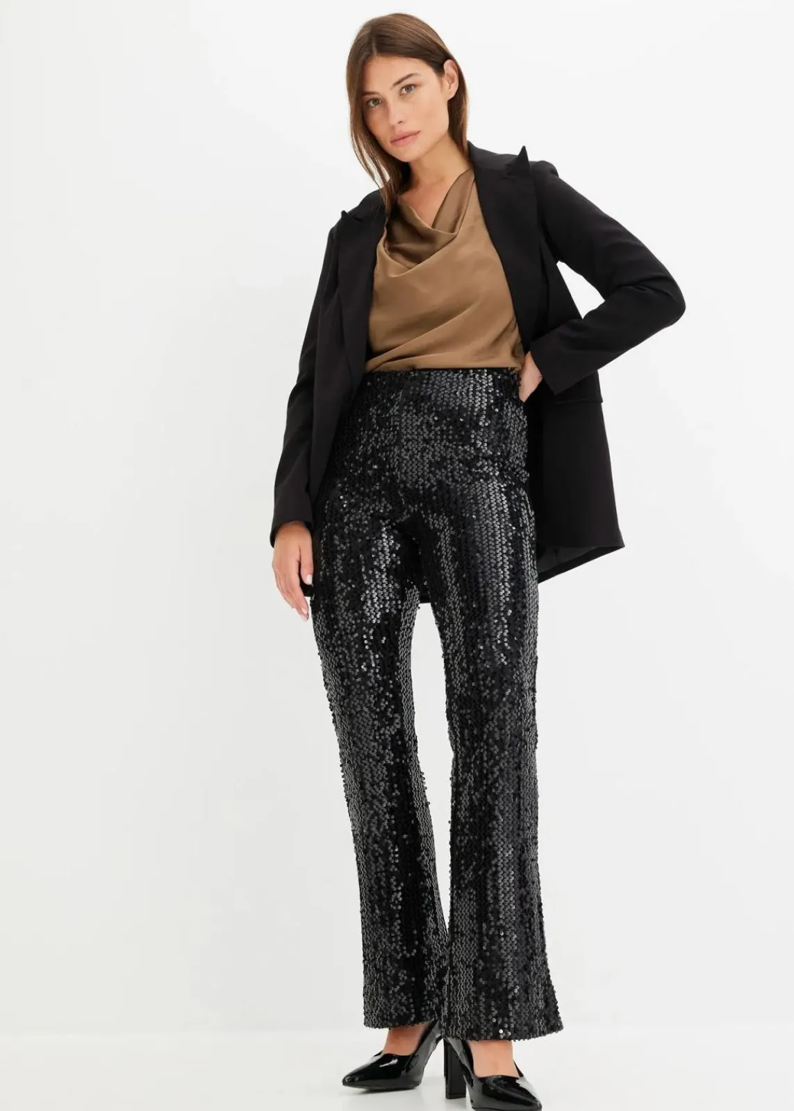 bonprix Bekleidung·Jacken & Mäntel|Nachhaltigere Materialien^Bluse aus feinem Satin nougatbraun