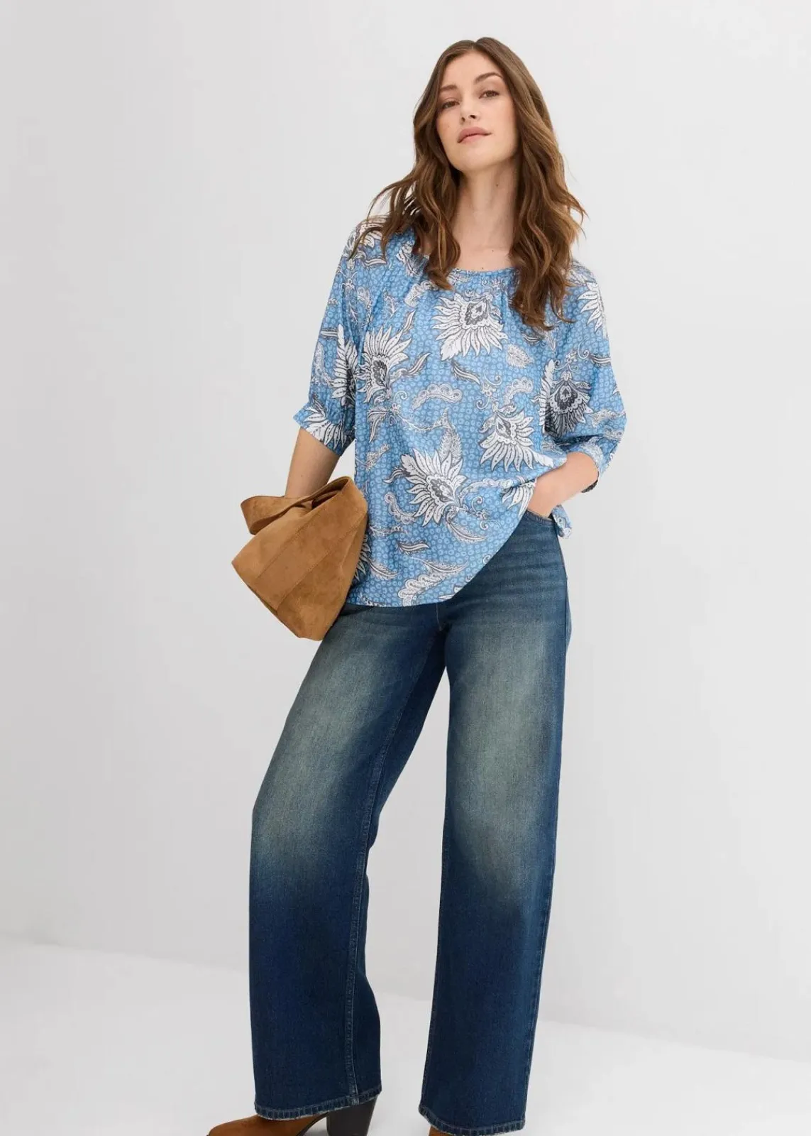 bonprix Bekleidung·Jacken & Mäntel|Blusen & Tuniken^Bluse aus feinem Viskose-Mix wellenblau bedruckt