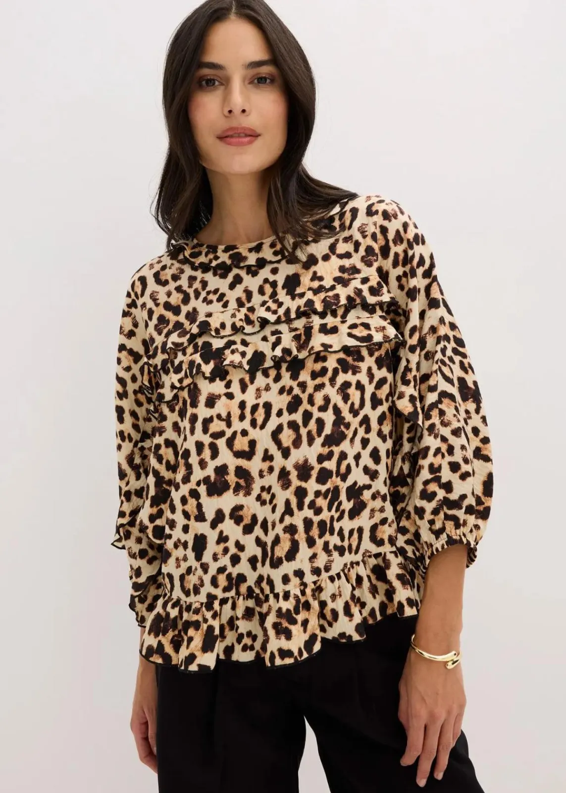 bonprix Bekleidung·Jacken & Mäntel|Blusen & Tuniken^Bluse aus feinem Viskose-Mix beige/schwarz leo bedruckt