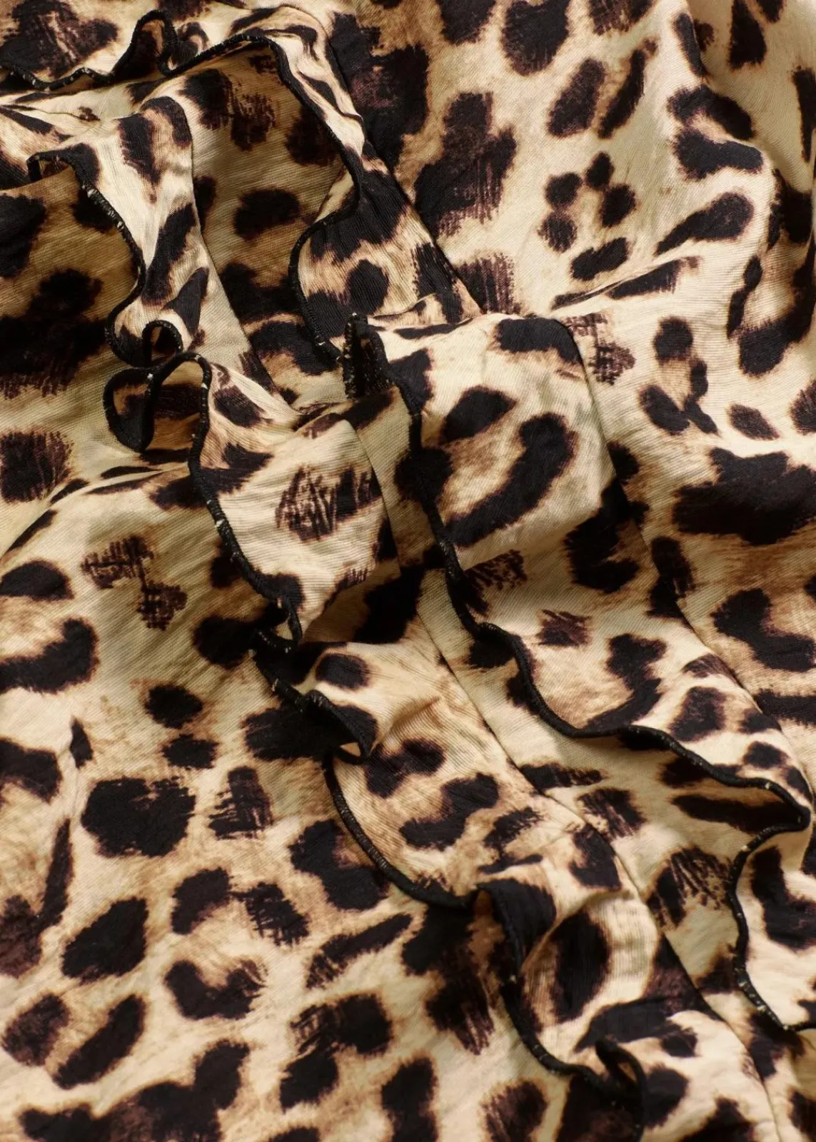 bonprix Bekleidung·Jacken & Mäntel|Blusen & Tuniken^Bluse aus feinem Viskose-Mix beige/schwarz leo bedruckt
