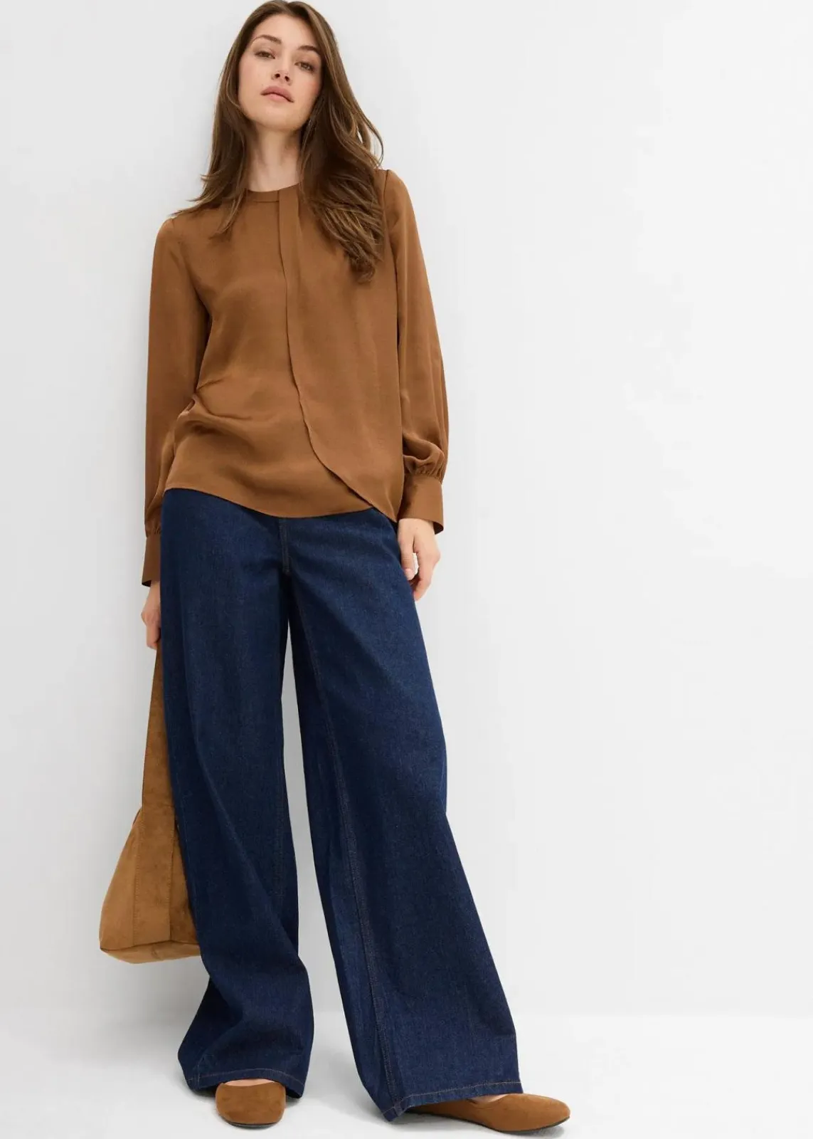 bonprix Blusen & Tuniken|Bekleidung·Jacken & Mäntel^Bluse aus fließendem Satin gewürzbraun