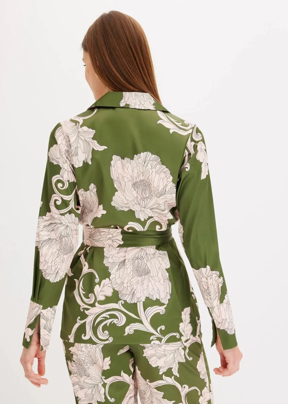 bonprix Bekleidung·Jacken & Mäntel|Zweiteiler & Sets^Bluse aus fließendem Satin grün floral