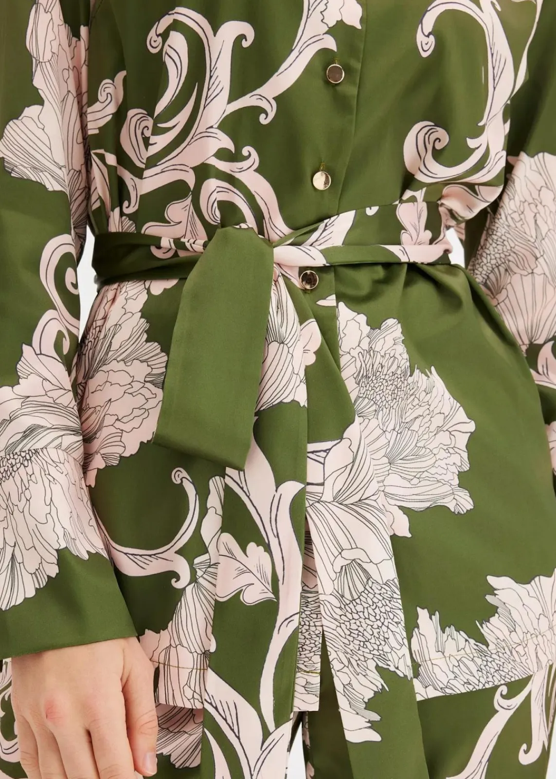 bonprix Bekleidung·Jacken & Mäntel|Zweiteiler & Sets^Bluse aus fließendem Satin grün floral