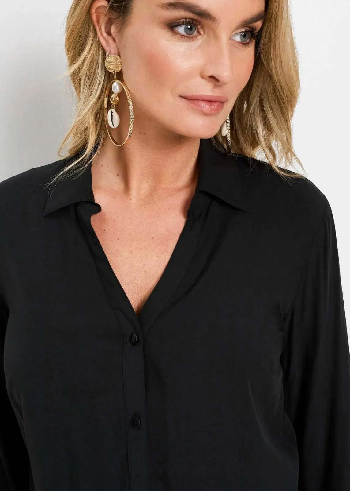 bonprix Bekleidung·Jacken & Mäntel|Blusen & Tuniken^Bluse aus fließender Viskose schwarz