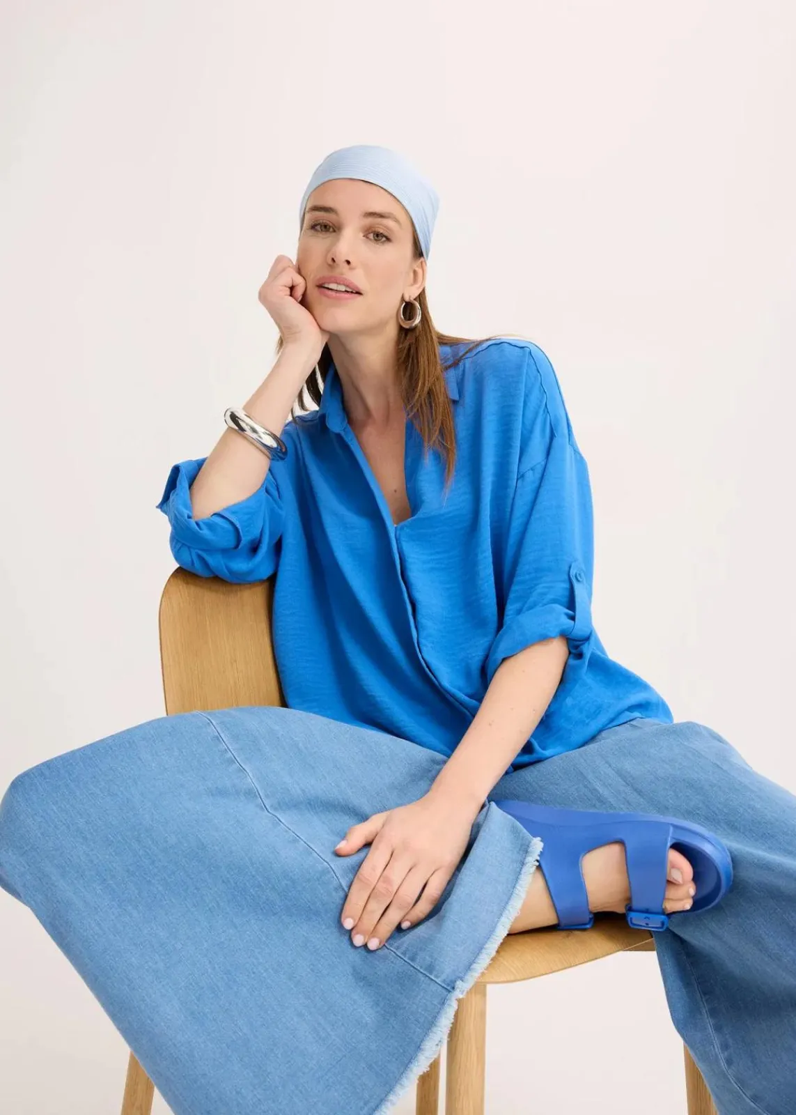 bonprix Bekleidung·Jacken & Mäntel|Blusen & Tuniken^Bluse aus leichtem Crêpe gletscherblau