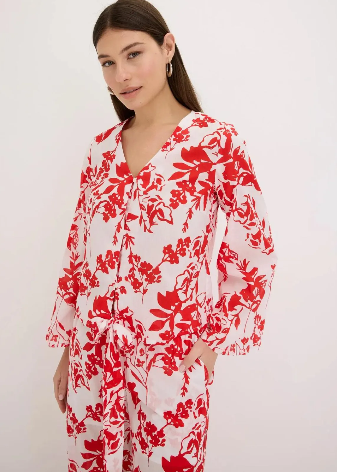 bonprix Zweiteiler & Sets|Blusen & Tuniken^Bluse aus reiner Baumwolle weiß/orangerot floral