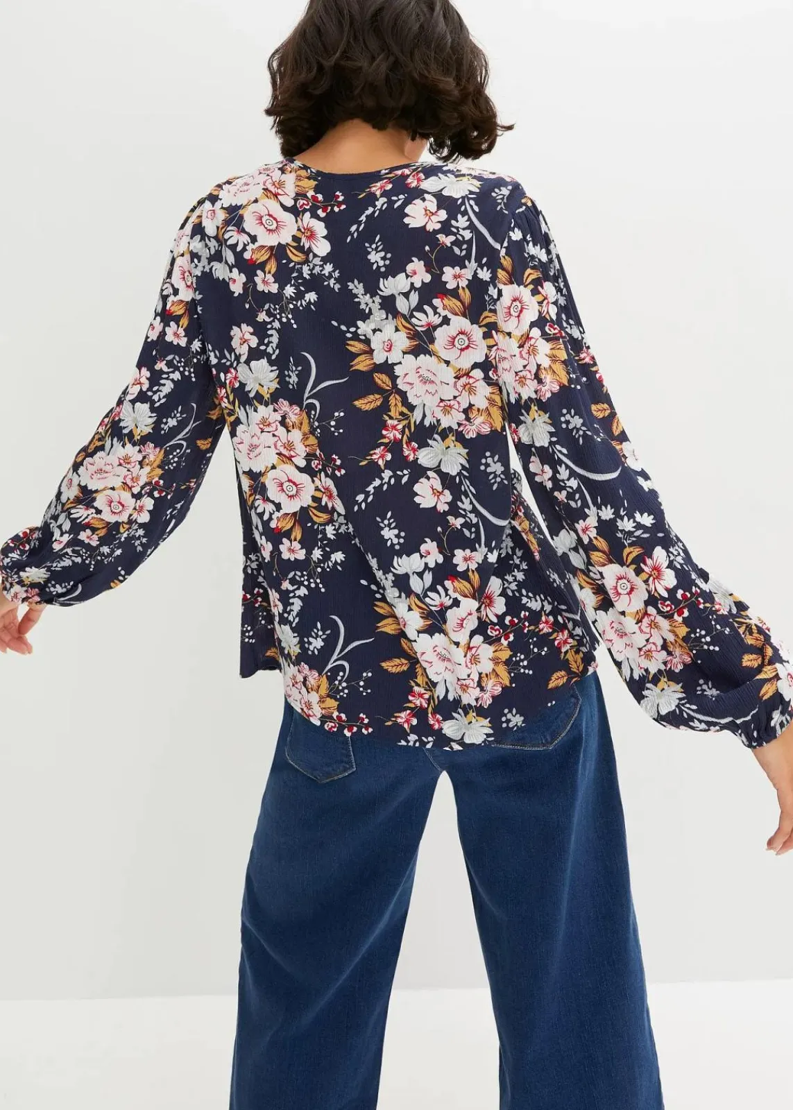 bonprix Bekleidung·Jacken & Mäntel|Nachhaltigere Materialien^Bluse aus reiner Viskose dunkelblau floral