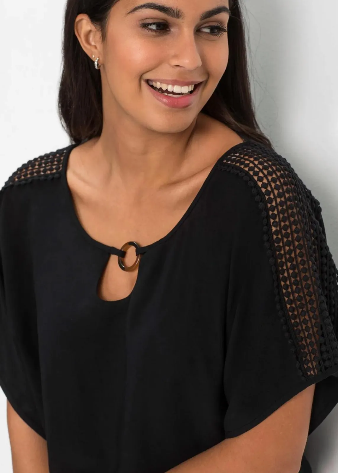 bonprix Nachhaltigere Materialien|Blusen & Tuniken^Bluse aus reiner Viskose schwarz