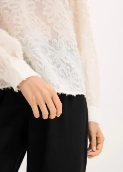 bonprix Blusen & Tuniken^Bluse mit floralem Strukturmuster creme