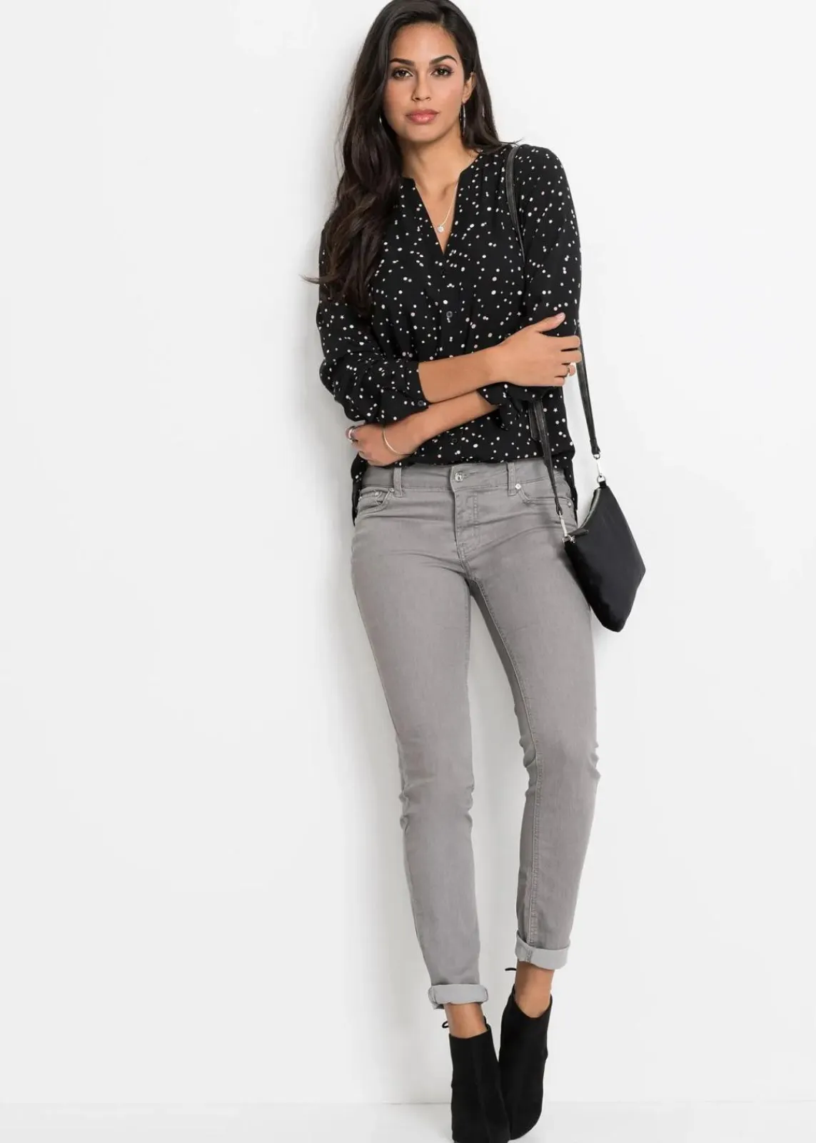 bonprix Bekleidung·Jacken & Mäntel|Blusen & Tuniken^Bluse mit Pünktchen schwarz gepunktet