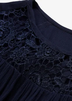 bonprix Nachhaltigere Materialien|Blusen & Tuniken^Bluse mit Spitze dunkelblau