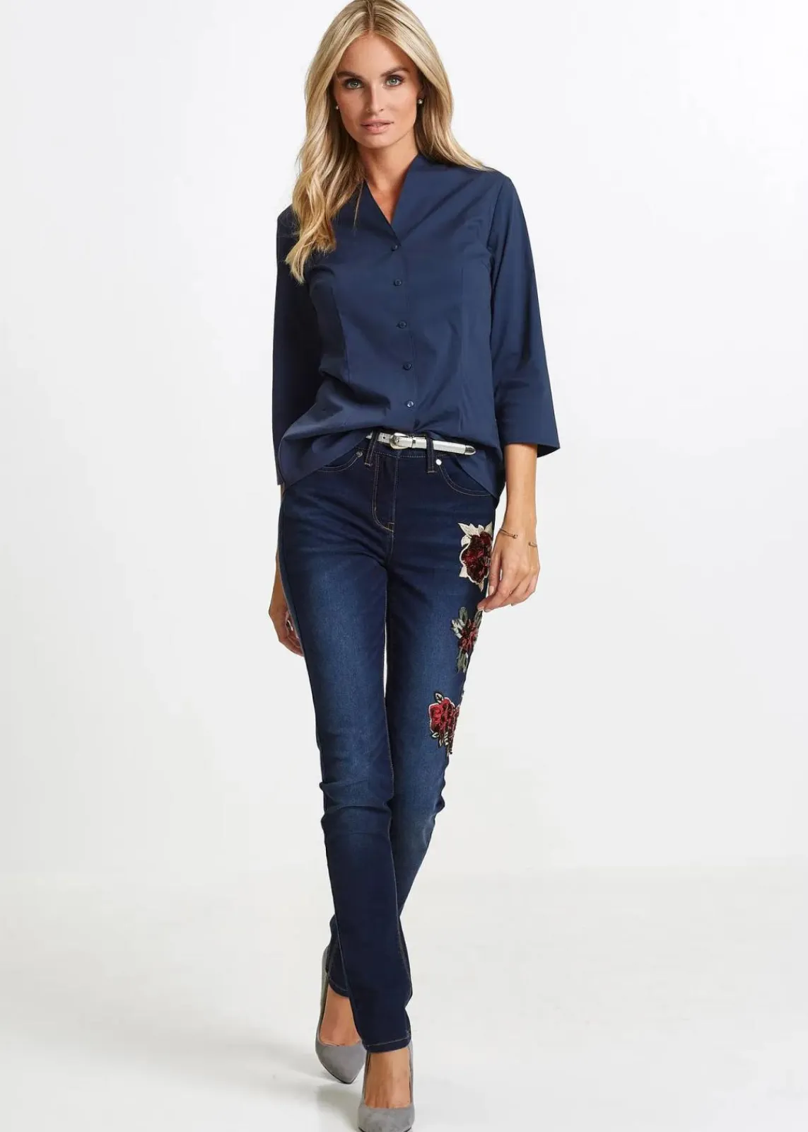 bonprix Blusen & Tuniken|Bekleidung·Jacken & Mäntel^Bluse mit Stehkragen dunkelblau
