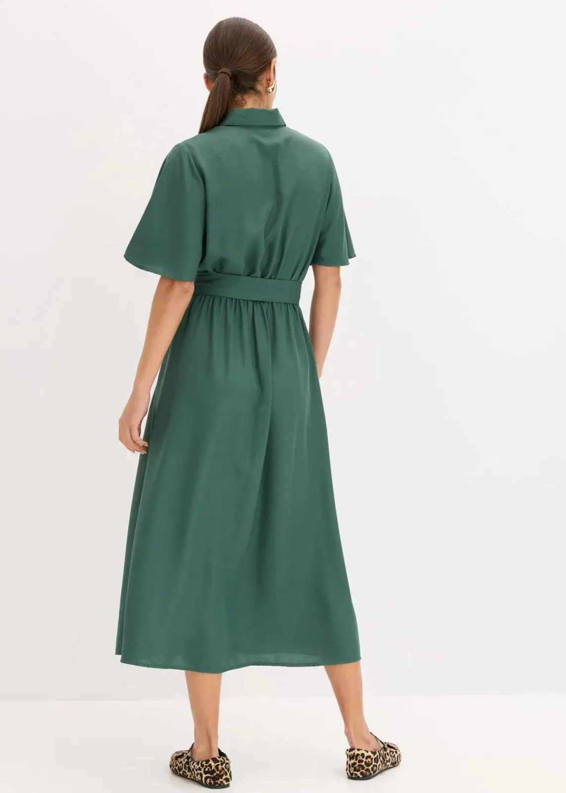 bonprix Nachhaltigere Materialien|Kleider^Blusenkleid schattengrün